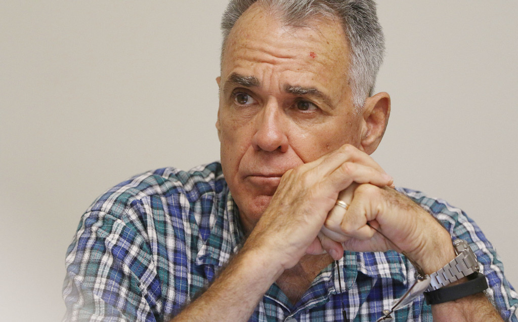 Ethics Committee Member Michael Lilly 3. April 20, 2016.