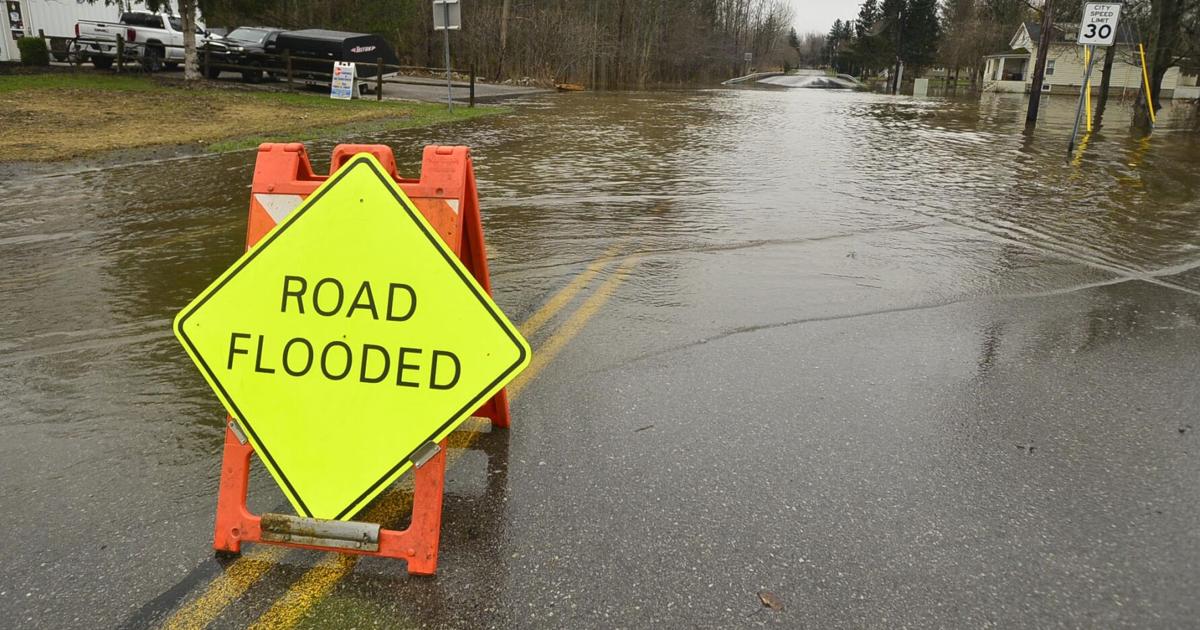 Updated at 3 p.m.: City of Batavia issues warning as flooding continues in the area